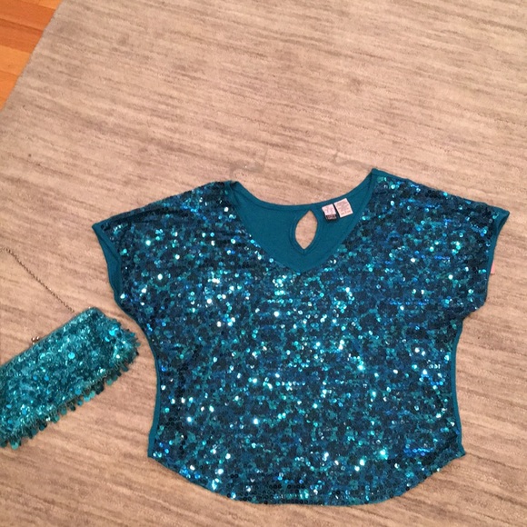 Sequin top - Picture 2 of 4